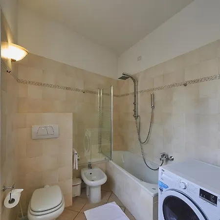 Perfect Place 2 Апартаменты Варенна